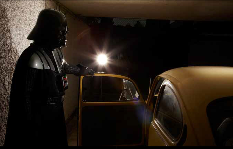 Illustration for article titled Playing Star Wars at Home in Mexico City